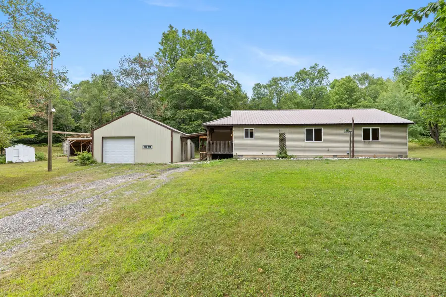 11642 S Woodland Drive, Cadillac, MI 49601 - #3