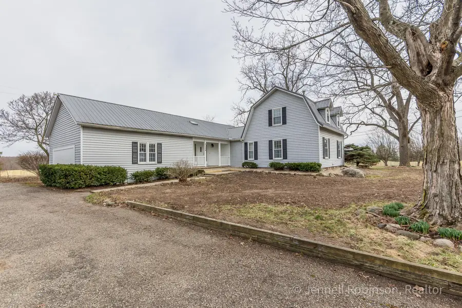 7154 Morse Lake Avenue Se, Alto, MI 49302 - #3
