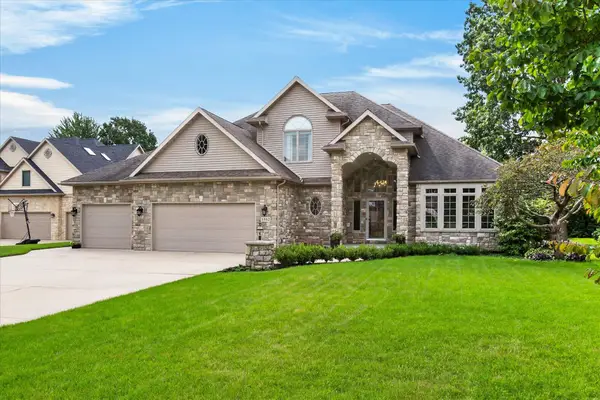 1362 Stonecreek Court, St. Joseph, MI 49085