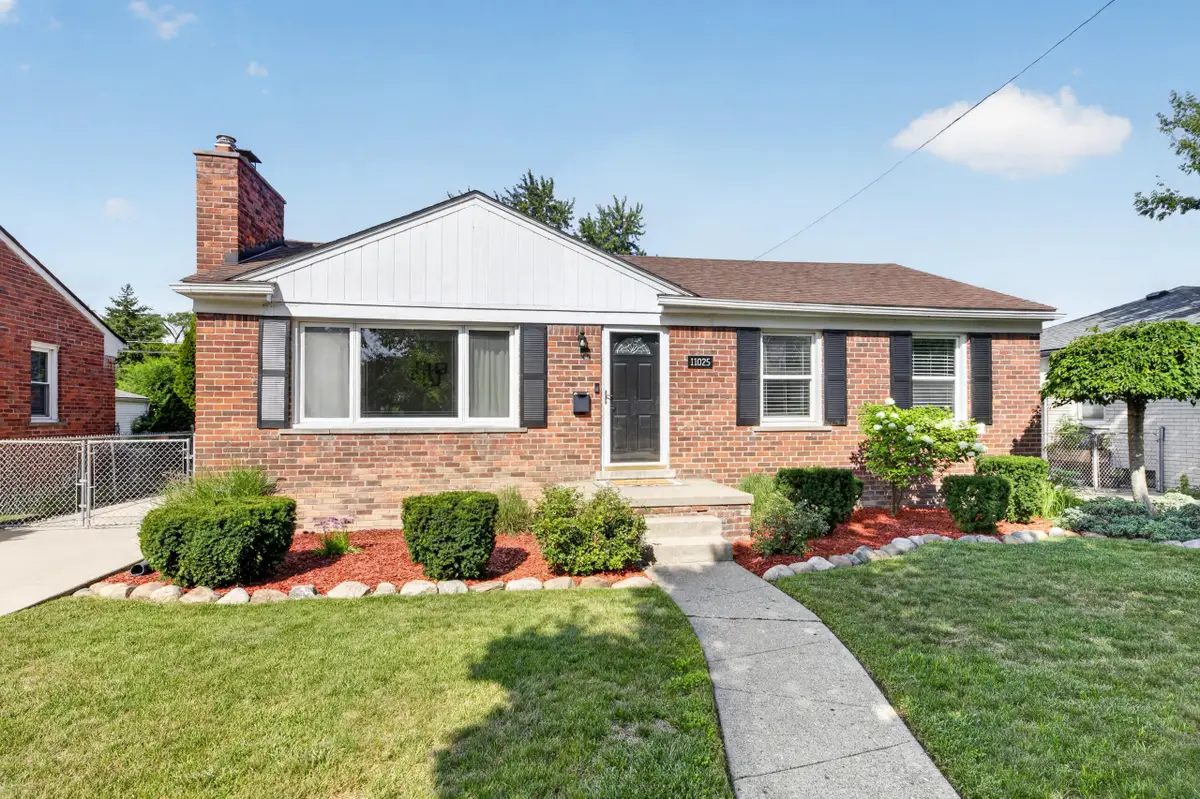 11025 Mayfield Street, Livonia, MI 48150 - #1