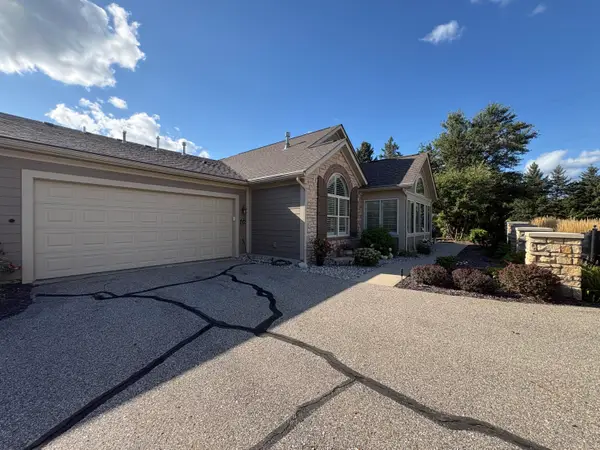 5215 River Flow Avenue Sw #10, Wyoming, MI 49418