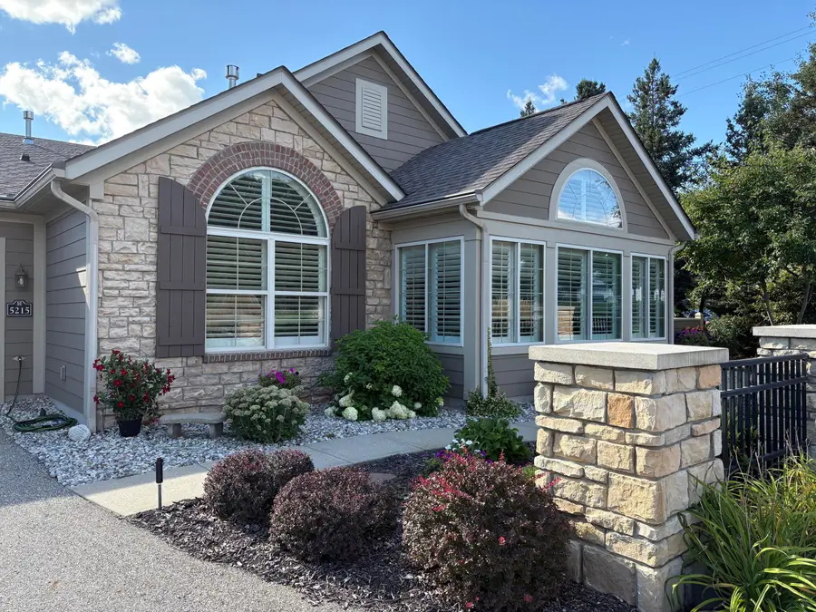 5215 River Flow Avenue Sw #10, Wyoming, MI 49418 - #2