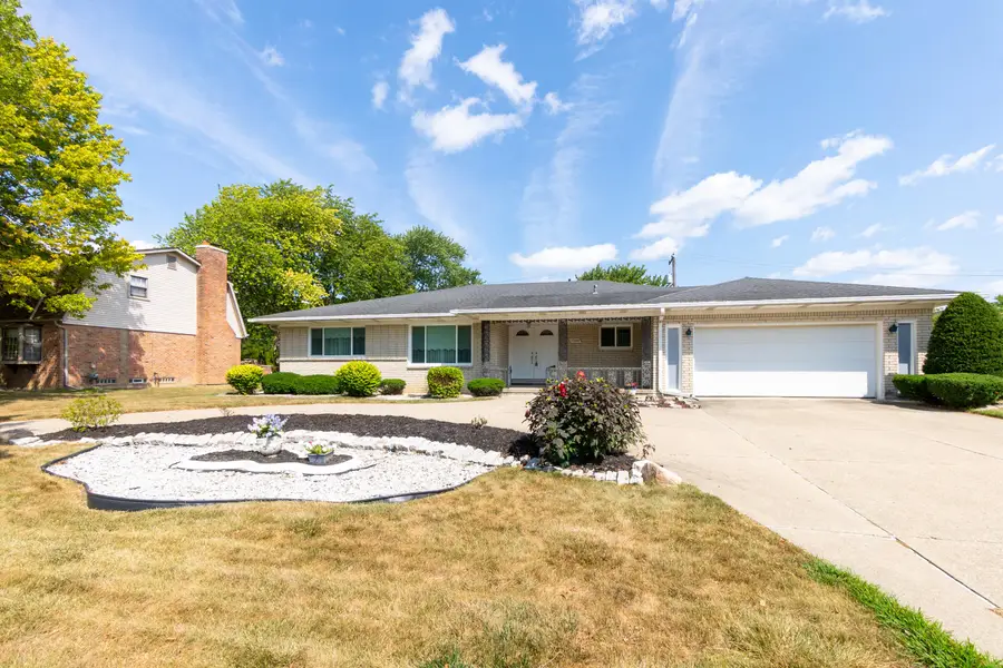 17596 Levan Road, Livonia, MI 48152 - #2