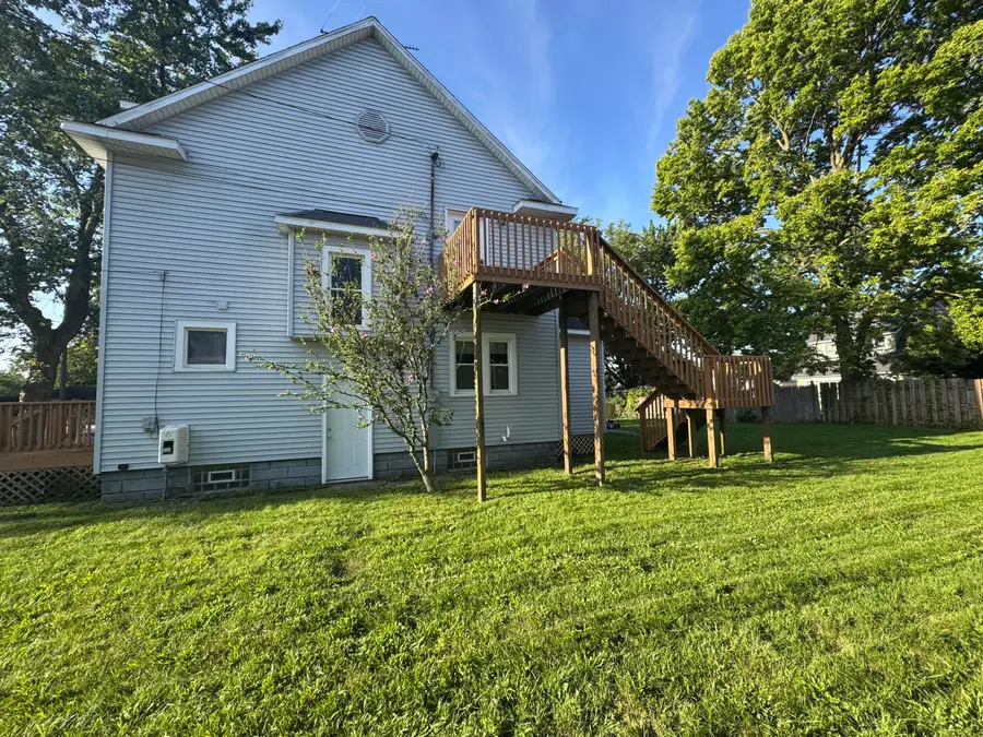1911 Federal Avenue Sw, Wyoming, MI 49509 - #3