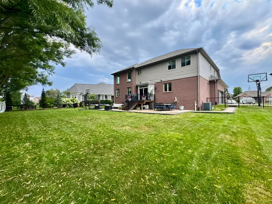 21568 Fort Worth Drive, Macomb, MI 48044 - #2