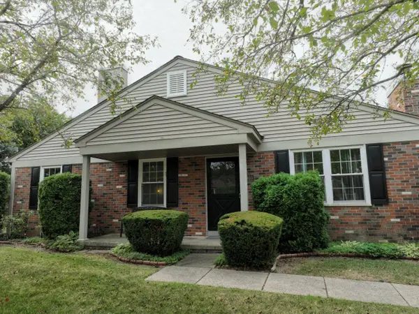 15810 Cambridge Drive, Clinton Twp, MI 48038