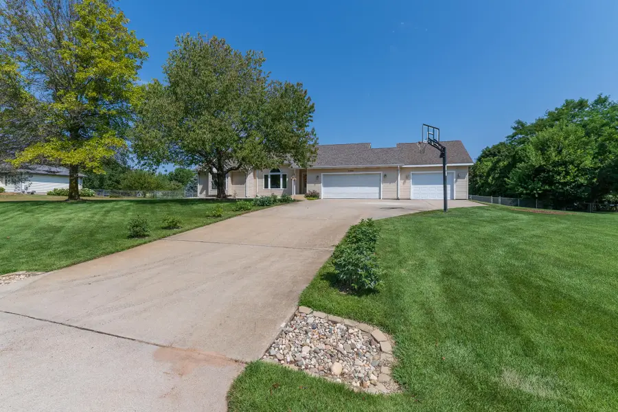 22864 Blackbird Avenue, Mattawan, MI 49071 - #3