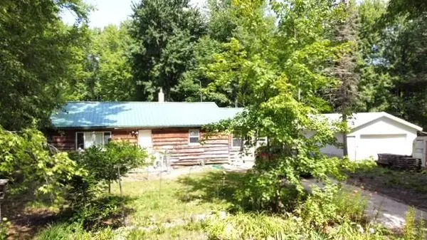 9022 Caberfae Highway, Manistee, MI 49660