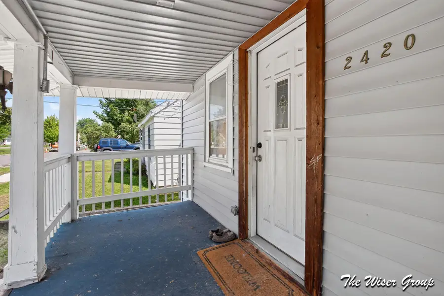 2420 Mckee Avenue Sw, Wyoming, MI 49509 - #3