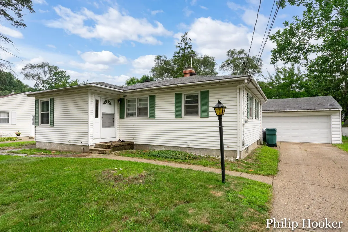 1383 Katrina Drive Se, Kentwood, MI 49508 - #1