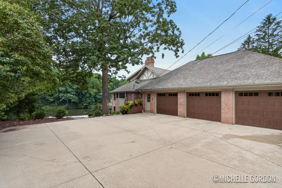 2465 Cascade Springs Drive Se, Grand Rapids, MI 49546 - #3