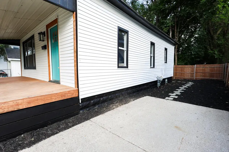 318 Catherine Avenue, Muskegon, MI 49442 - #3