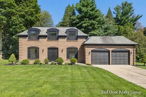 578 Arrowhead Avenue Se, Grand Rapids, MI 49546