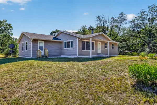 2465 E Arthur Road, Rothbury, MI 49452
