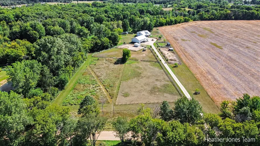 8872 E Spencer Road, Crystal, MI 48818 - #2