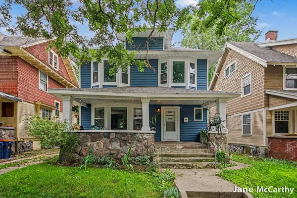 1240 Bemis Street Se, Grand Rapids, MI 49506