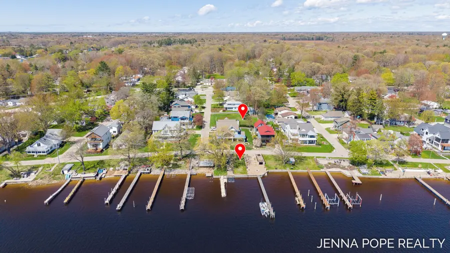 17542 Grand River Avenue, Spring Lake, MI 49456 - #2