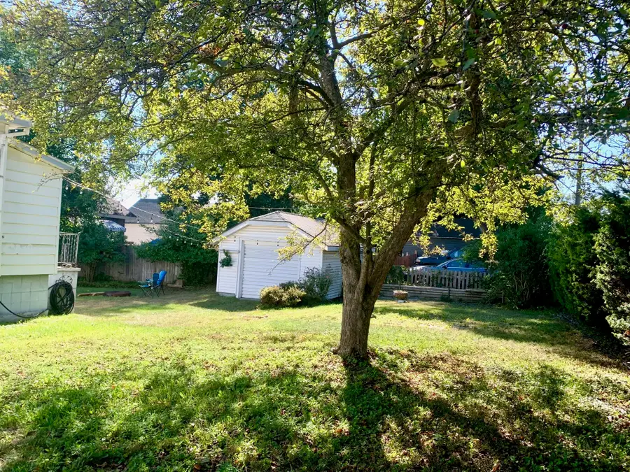 508 S Washington Avenue, Ludington, MI 49431 - #3