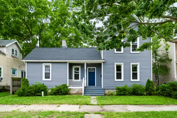 1345 NW Broadway Avenue Nw, Grand Rapids, MI 49504