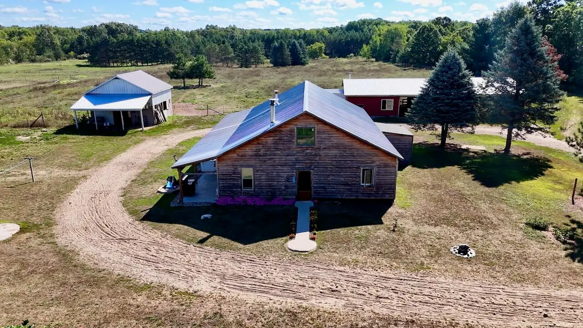 11276 N Pine Grove Road Ne, Vestaburg, MI 48891 - #1