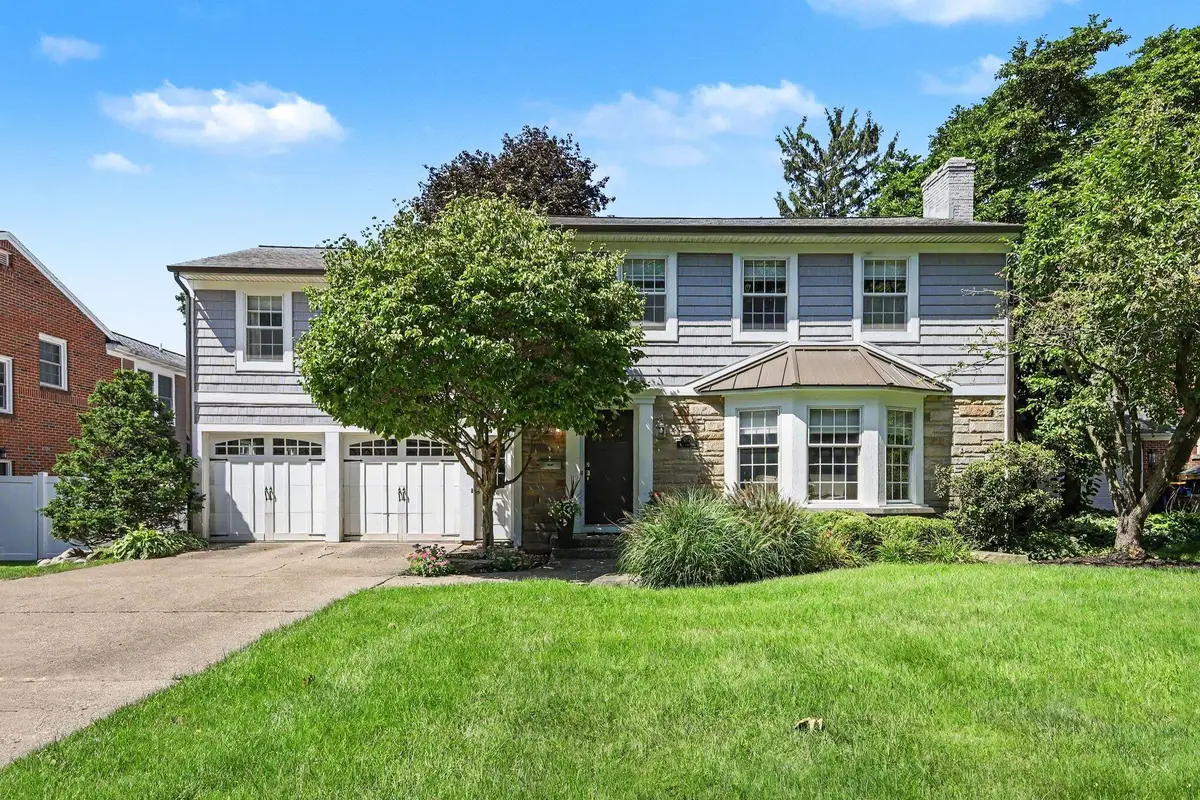 955 San Jose Drive Se, East Grand Rapids, MI 49506 - #1