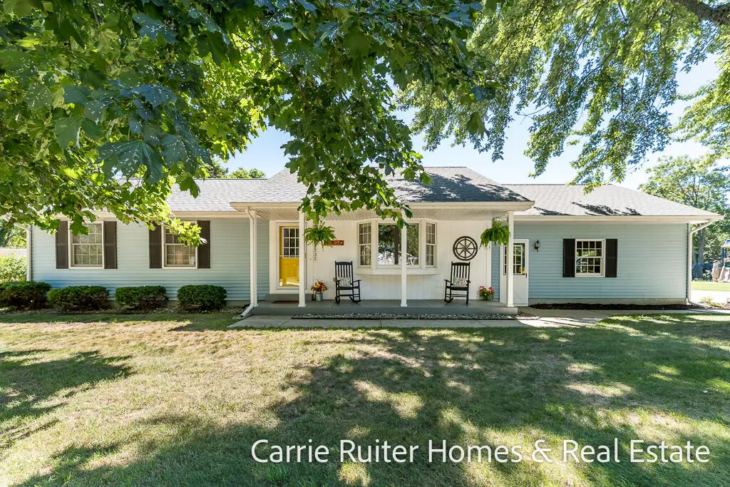 17232 W Spring Lake Road, Spring Lake, MI 49456 - #1
