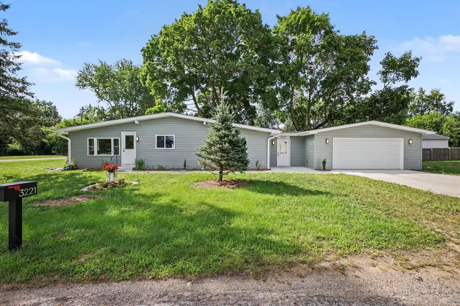 3221 Irene Street, Jackson, MI 49202 - #2