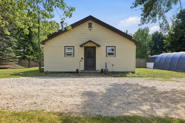 7531 County Farm Road, Greenville, MI 48838