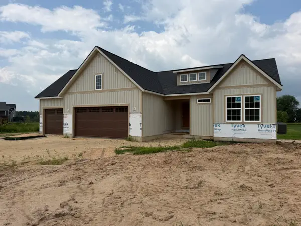 12044 Alden Court Ne, Lowell, MI 49331