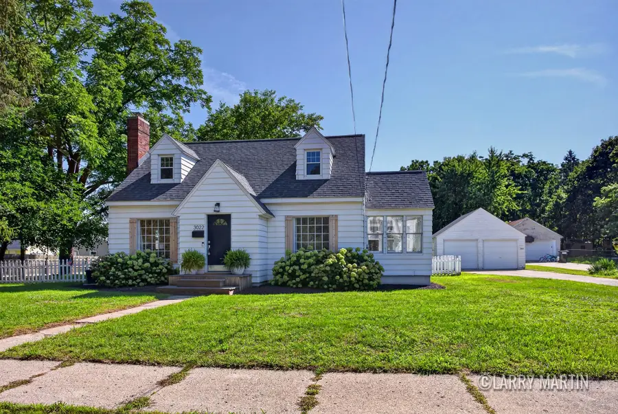 3022 Locke Avenue Sw, Grandville, MI 49418 - #2