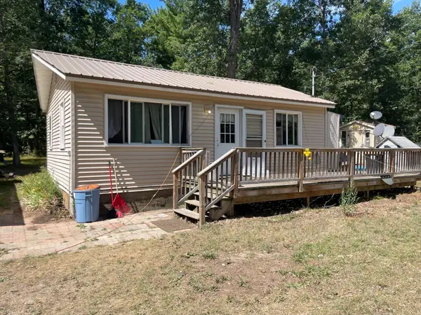 3774 Susan Street, Wellston, MI 49689