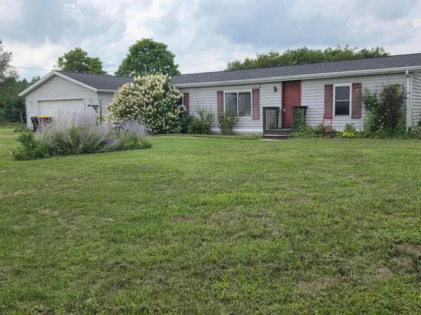 8669 Meadow Vista Drive, Saranac, MI 48881