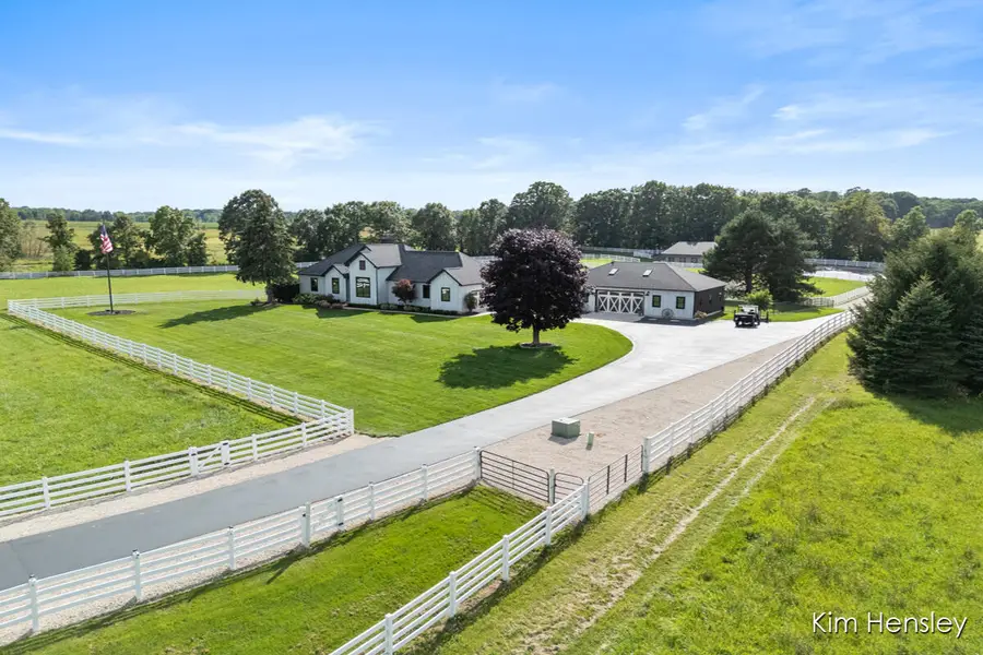 8769 E Paris Avenue Se, Caledonia, MI 49316 - #2