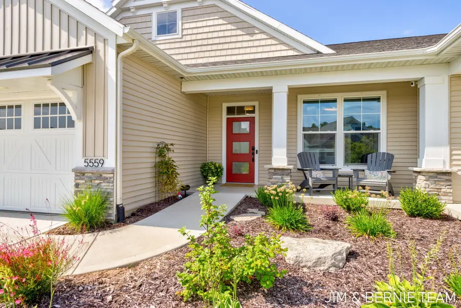 5559 Albright Avenue Sw #4, Wyoming, MI 49418 - #3