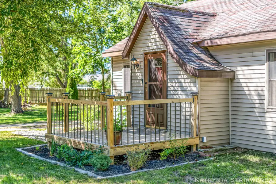 17193 1st Street, Nunica, MI 49448 - #2