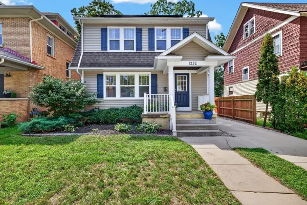 1252 SE Sherman Street Se, Grand Rapids, MI 49506