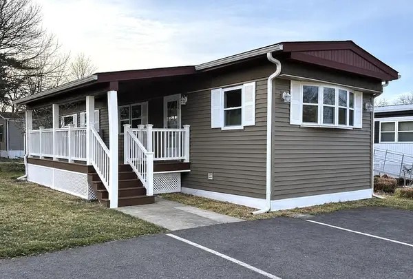 875 W Grand River Avenue #79, Williamston, MI 48895