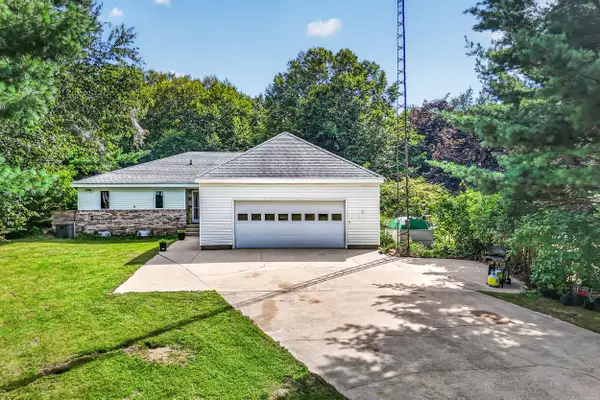8183 W Cleveland Road, New Era, MI 49446