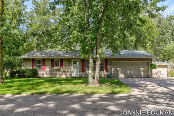 1323 Floral Street, Holland, MI 49423