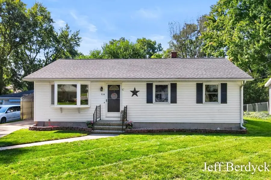 934 Harding Street Nw, Grand Rapids, MI 49544 - #1