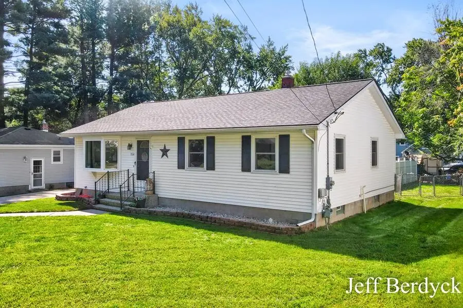 934 Harding Street Nw, Grand Rapids, MI 49544 - #2