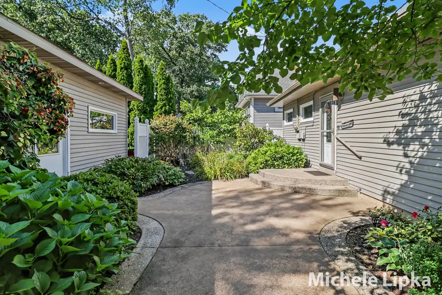 570 Bear Lake Road, Muskegon, MI 49445 - #2