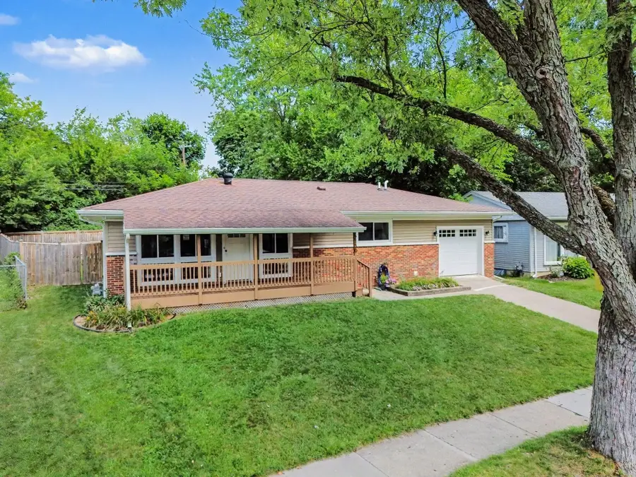 2130 N Circle Drive, Ann Arbor, MI 48103 - #2