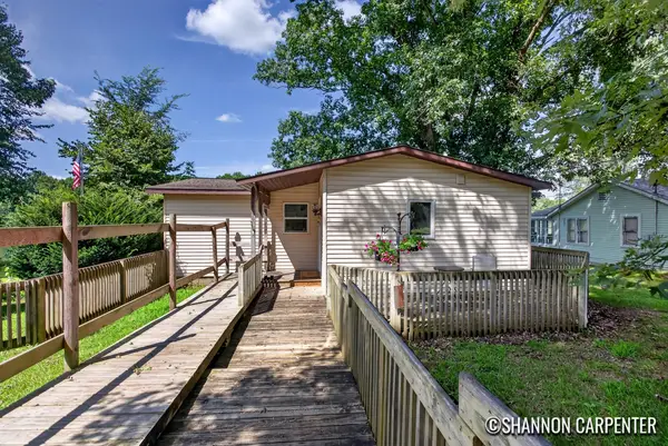 11264 Riverside Drive, White Pigeon, MI 49099