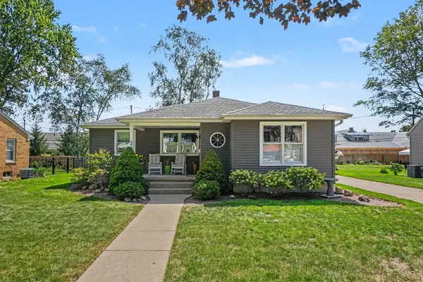 34 E 30th Street, Holland, MI 49423