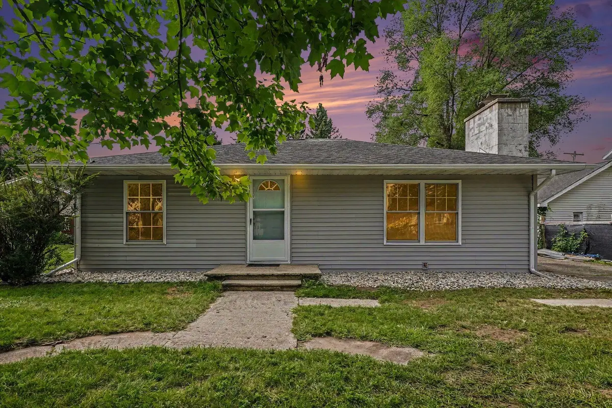 133 W 2nd Street, Gladwin, MI 48624 - #1