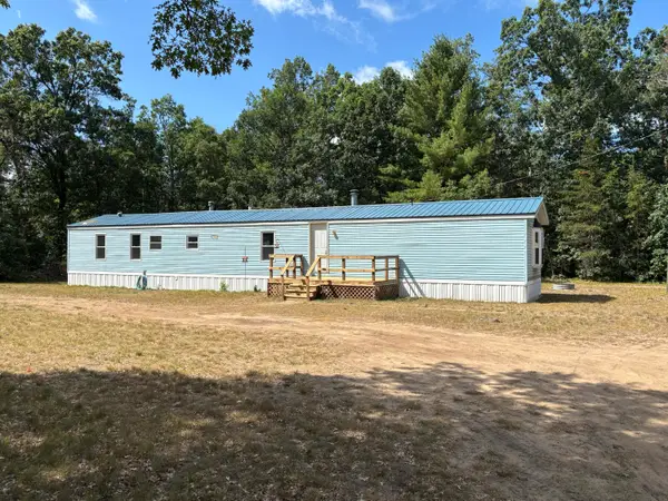 3185 S James Road, Baldwin, MI 49304