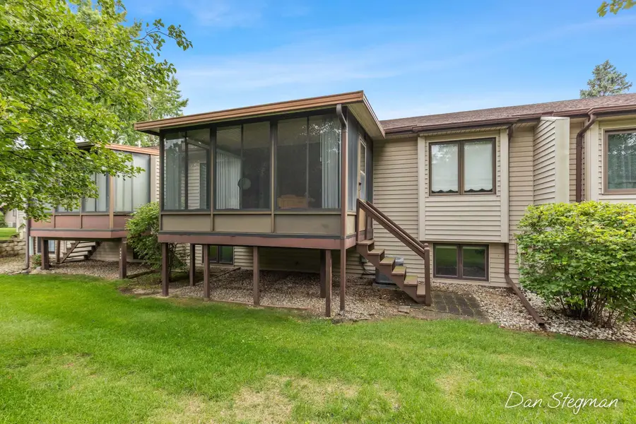 7021 Gardenview Court Sw #19, Byron Center, MI 49315 - #2