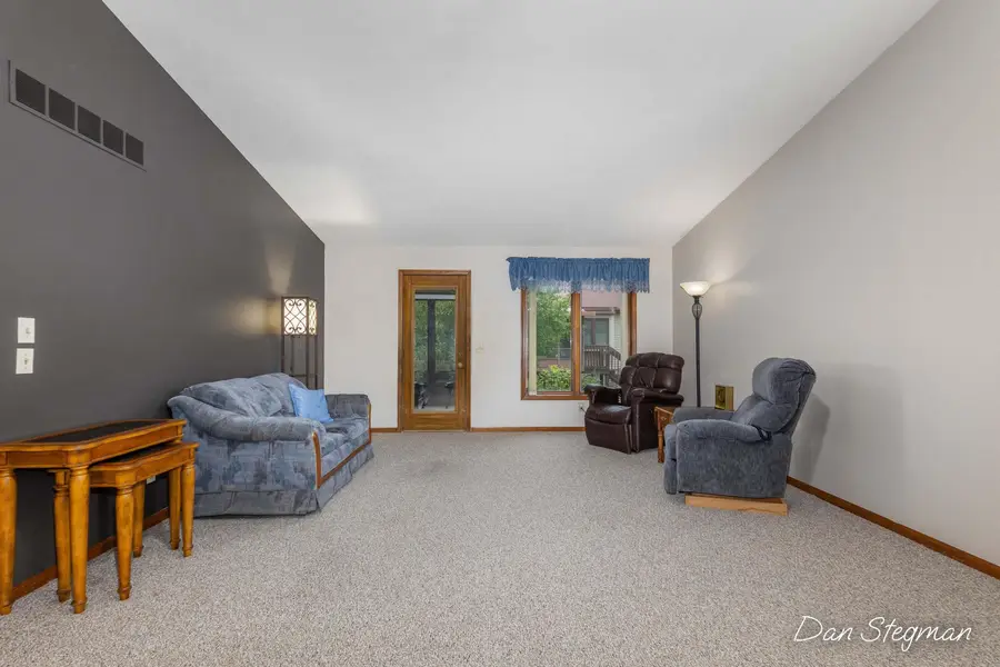 7021 Gardenview Court Sw #19, Byron Center, MI 49315 - #3