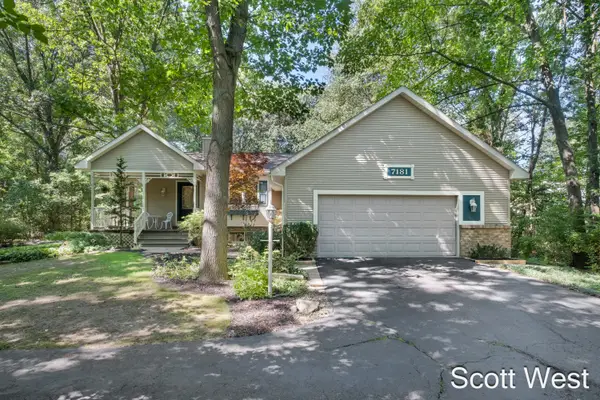 7181 River Glen Drive, Caledonia, MI 49316